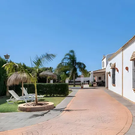 Con Piscina Compartida Wifi Y Parking