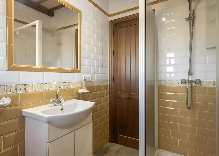 度假居 Con Piscina Compartida Wifi Y Parking *